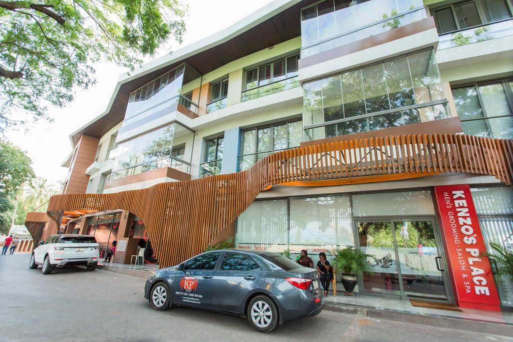 Accra Luxury Apartments Cantonments Bagian luar foto